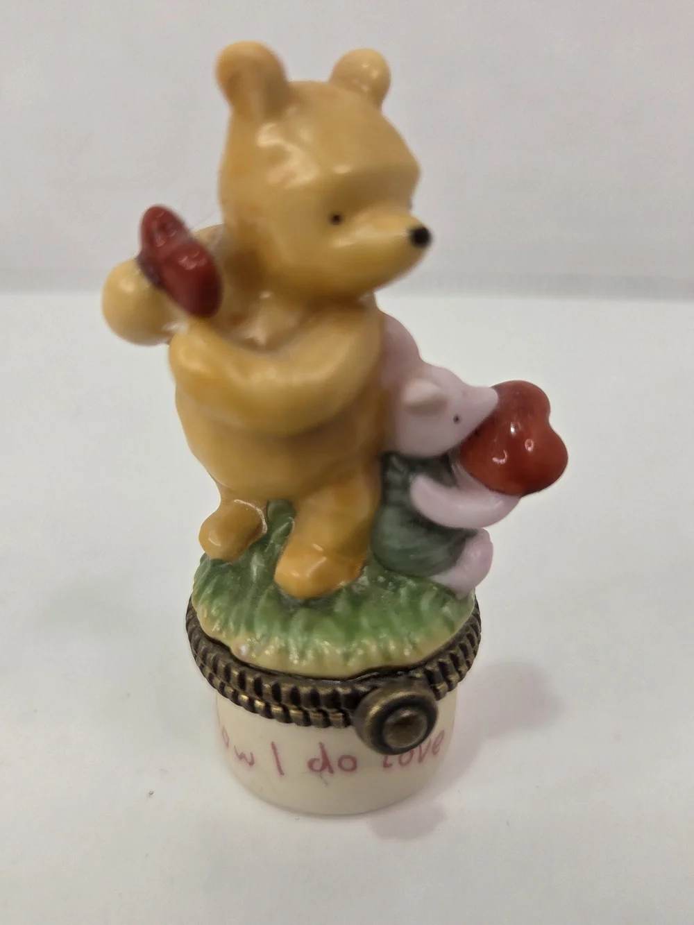 VINTAGE DISNEY MIDWEST OF CANNON FALLS DISNEY CLASSIC POOH AND PIGLET HEARTS 2